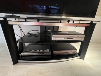 Samsung DVD, Hitachi VCR, Toshiba DVD