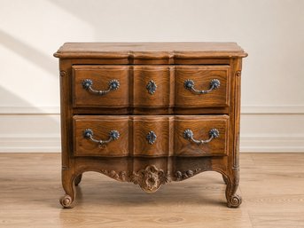 Vintage John Widdicomb French Provincial Carved Clawfoot Nightstand With Serpentine Front In Solid Oak