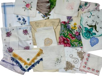 Large Lot Of Vintage Hankerchiefs