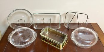 2 Lidded Pyrex Bowls , Loaf Pan In Decorative Tin, Square, Rectangular & Round Bakeware