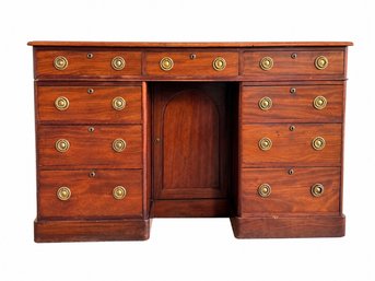 Mahogany 9-Drawer Pedestal Desk