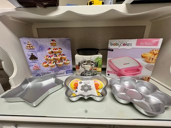 Cupcake Stand, Pie Maker, Fondue, Cake Tins, Emeril Cast Iron Fry Pan
