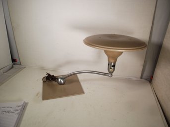 MCM Vintage Wheeler Sight Light Desk Lamp By Leroy Doane