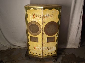 Vintage Carnival Speaker Box By Baptist Sound Mfg. Co
