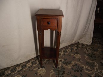 PIER ONE IMPORTS ACCENT WOODEN TABLE WITH DRAWER.