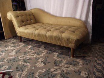TUFTED CHASE LOUNGE COUCH.