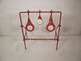 METAL FOLDABLE PISTOL TARGET.