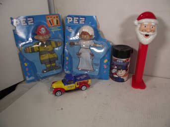 VINTAGE PEZ COLLECTABLE LOT.