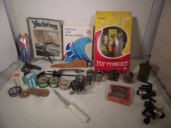 LARGE LOT OF FISHING ITEMS .