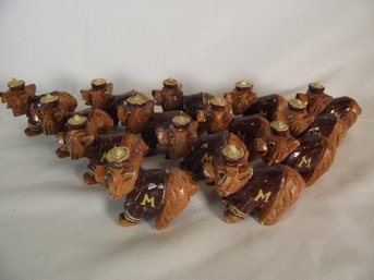 Lot Of Fourteen (14) Anri Hand Carved Wooden University Of Montana Bear Mascots