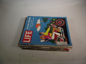 Lot Of Nineteen (19) Vintage Life Magazines