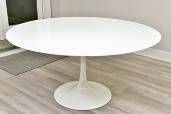 Pedestal Tulip Round Dining Table