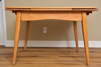 Mid-century Modern Blond Wood Extension Dining Table, In The Manner Of Heywood-Wakefield