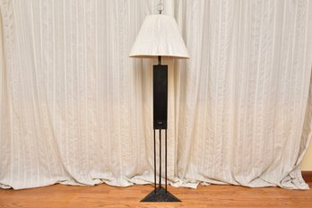 Metal Floor Lamp With Puffed Heart Design