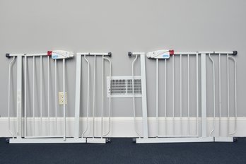 Set Of Two Easy Step Regalo Pet/child Gates