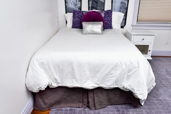 Queen Size Bedding Ensemble