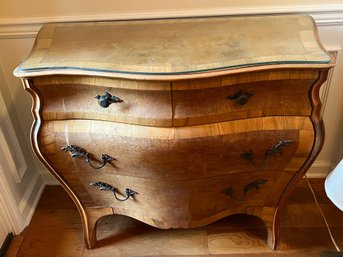 Bombay 4 Drawer Chest, W/glass Top