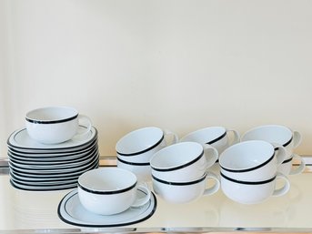 Suomi Anthracite Cups & Saucers By Timo Sarpaneva For Rosenthal Studio Linie, Germany