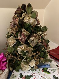 Christmas Wrapping Paper, Bags, Ribbons & Table Size Tree With Bows & Straw Wreath