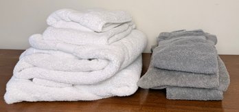 White And Gray Towels