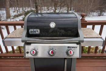 Weber Spirit 3-burner Gas BBQ Grill With Temperature Gauge
