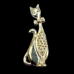 (A143) Mexican Sterling Silver Textured Cat Brooch