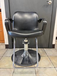 One Belmont Hair Stylist Chair  Auction 0