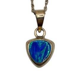 (A158) Taxco Mexican 950 Silver Blue Opal Twist Necklace