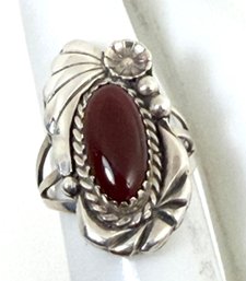 SIGNED E.T. NATIVE AMERICAN STERLING SILVER CABOCHON CARNELIAN FEATHER RING