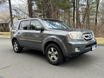 2010 Honda Pilot EX, Clean Title, Clean CARFAX, Dealer Service, 171k Miles