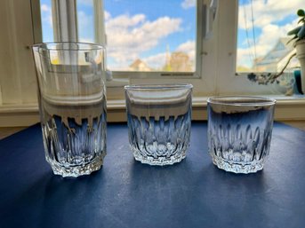 Vintage Luminarc Set Of Celebrity Pattern: 8 Juice, 4 Medium And 7 Tall Glasses