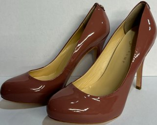 BRAND NEW Mauve Invanka Trump Heels Size 9.5
