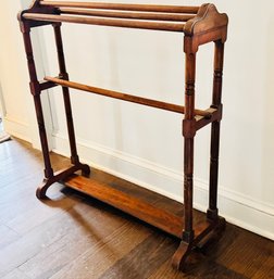 Vintage Turned Wood Quilt Or Towel Rack