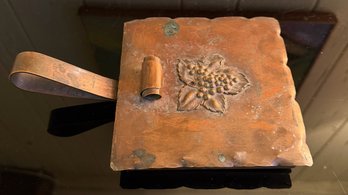 Silent Butler Vintage Solid Copper Hinged Box Grape Cluster Leaf Design