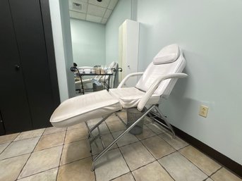 White Leather Spa Chair Bed