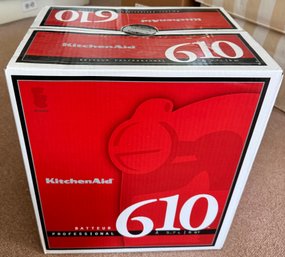 Kitchen-aid 610 Mixer NEW IN BOX