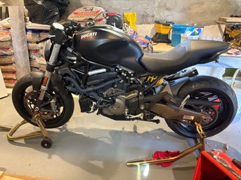 2015 Ducati Motorcycle 821 Dark - ONLY 470 ORIGINAL MILES!!