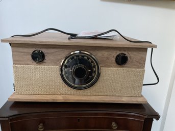 Victrola Cambridge Farmhouse Modern Bluetooth Turntable With FM Radio And Built-in Speakers