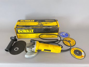 Dewalt DWE4011 Angle Grinder