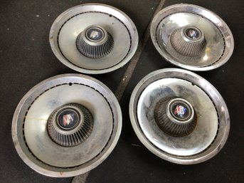 Buick Lesabre Hub Caps