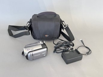 Panasonic SDR-H40P Camera