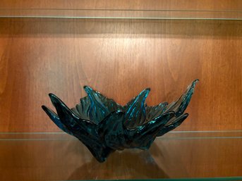 Hudson Beach Glass Sapphire Hibiscus Art Glass Bowl (Beacon, New York)