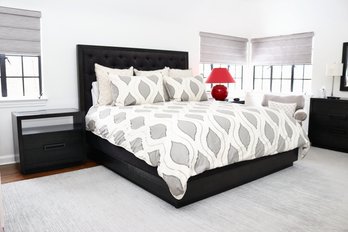 Lexington Carrera Maranello Tufted Charcoal Grey Upholstered King Size Bed With Nail Head Trim $3980