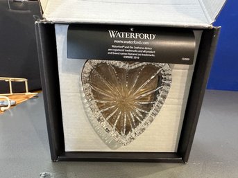 Plateau  Heart Tray W/ Box 3'