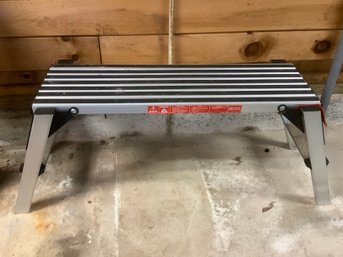 330lb Folding Aluminum Platform