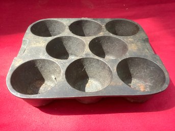 Vintage Wagner Cast Iron Muffin Pan