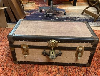 Vintage Woodbase Steamer Storage Trunk