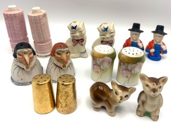 7 Vintage Salt & Pepper Shaker Sets: Witches, Bears, Cats & More, Gold Pair Matches Previous Lot