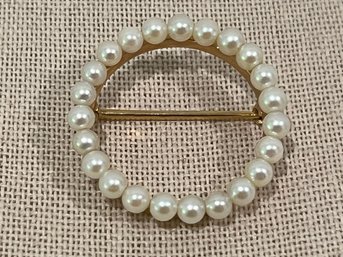 Vintage 14k Gold Circle Pin Brooch With Pearls  1'D