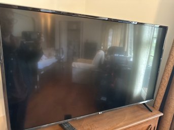 LG Flat Screen TV  42'